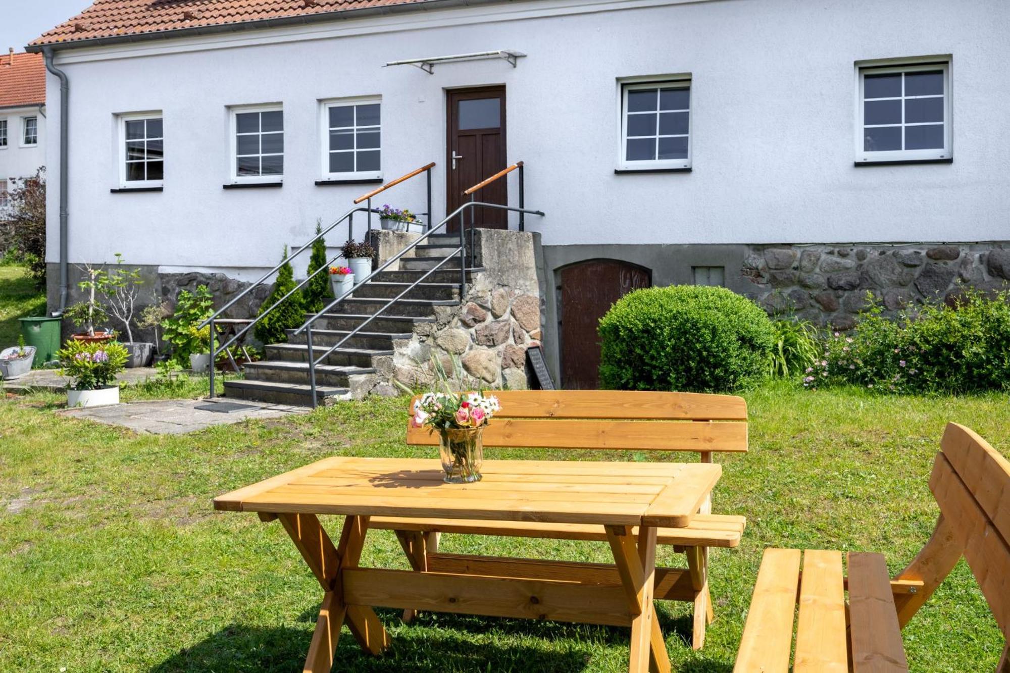 Kröpelin Ferienwohnung "Flori'S Ponyhof" מראה חיצוני תמונה